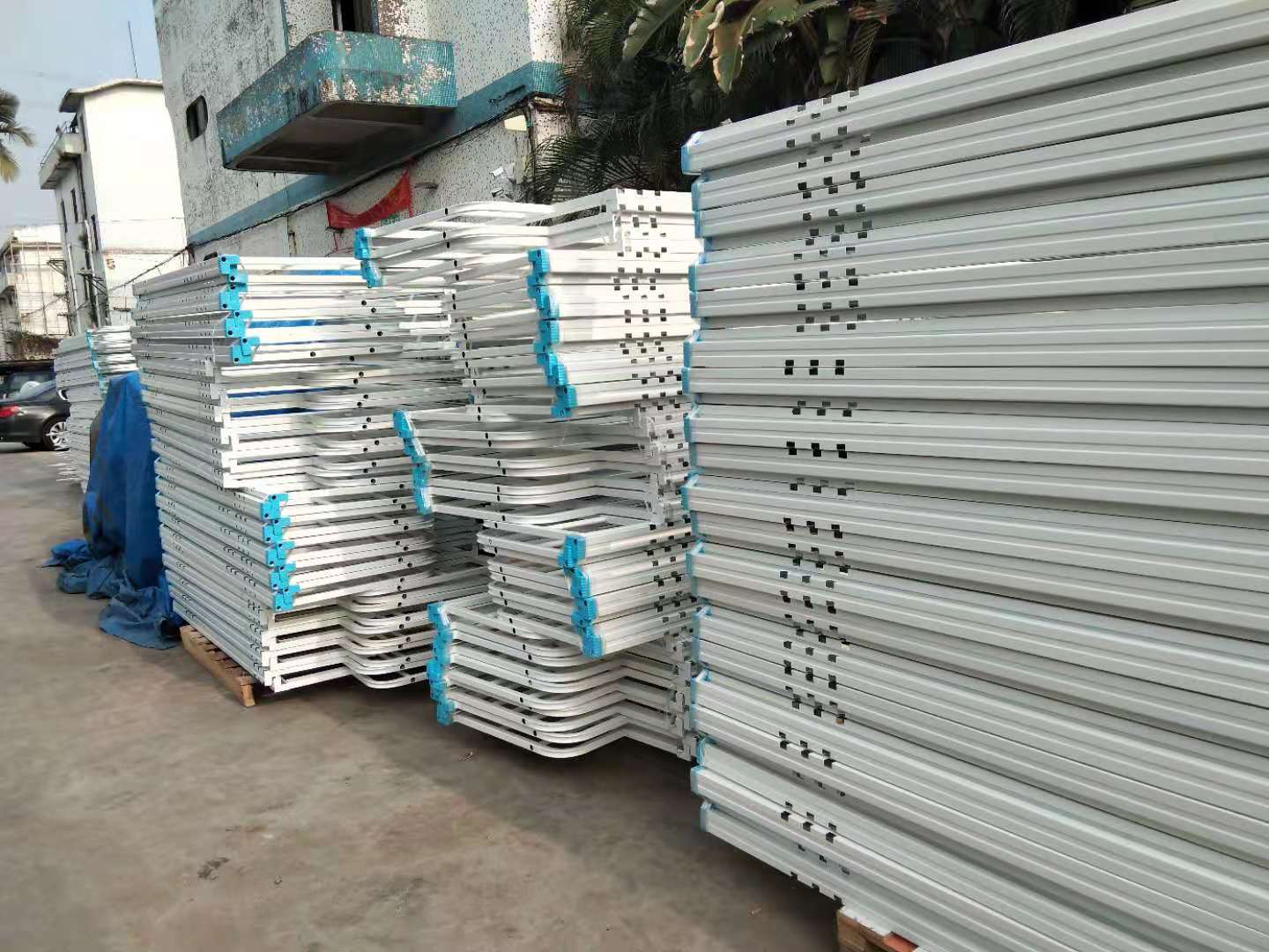 廠區(qū)堆滿鐵床，怎么辦？